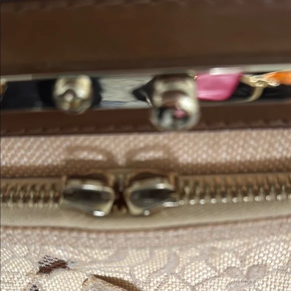 Valentino Garavani Tan and Brown Shoulder Bag with Floral Design - Picture 12 of 16